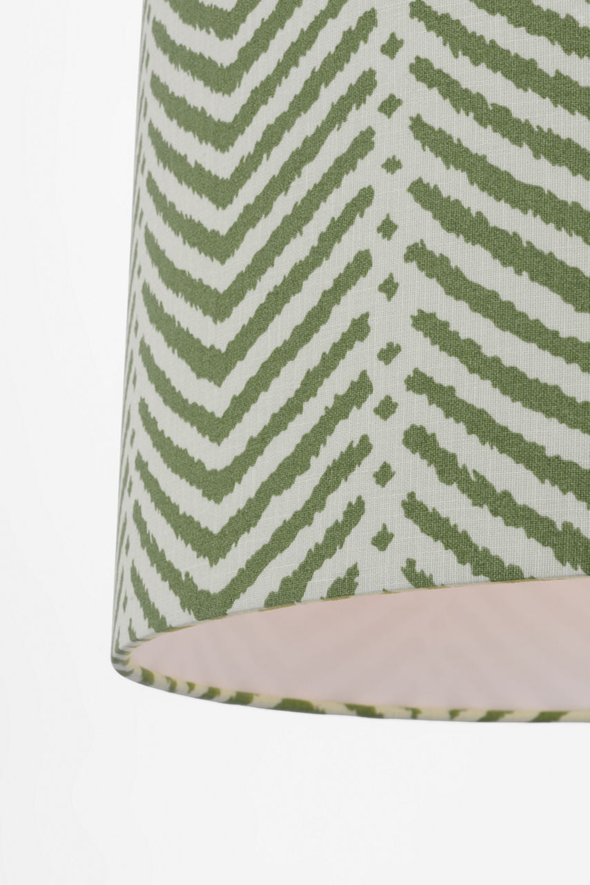 Evelyn 19" Hanging Shade | Hand-Rubbed Antique Brass and Natural Oak | Schumacher Verde La Jolla Shade
