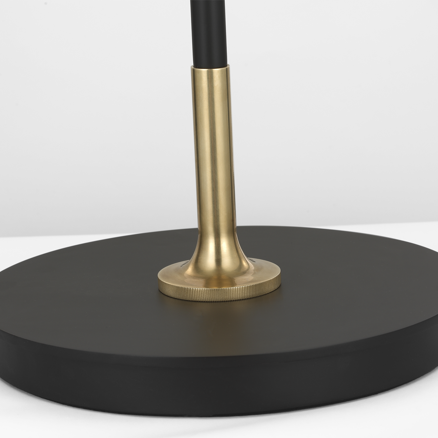 Oso 58" Articulating Reading Floor Lamp | Modern Iron and Hand-Rubbed Antique Brass | Modern Iron Shade