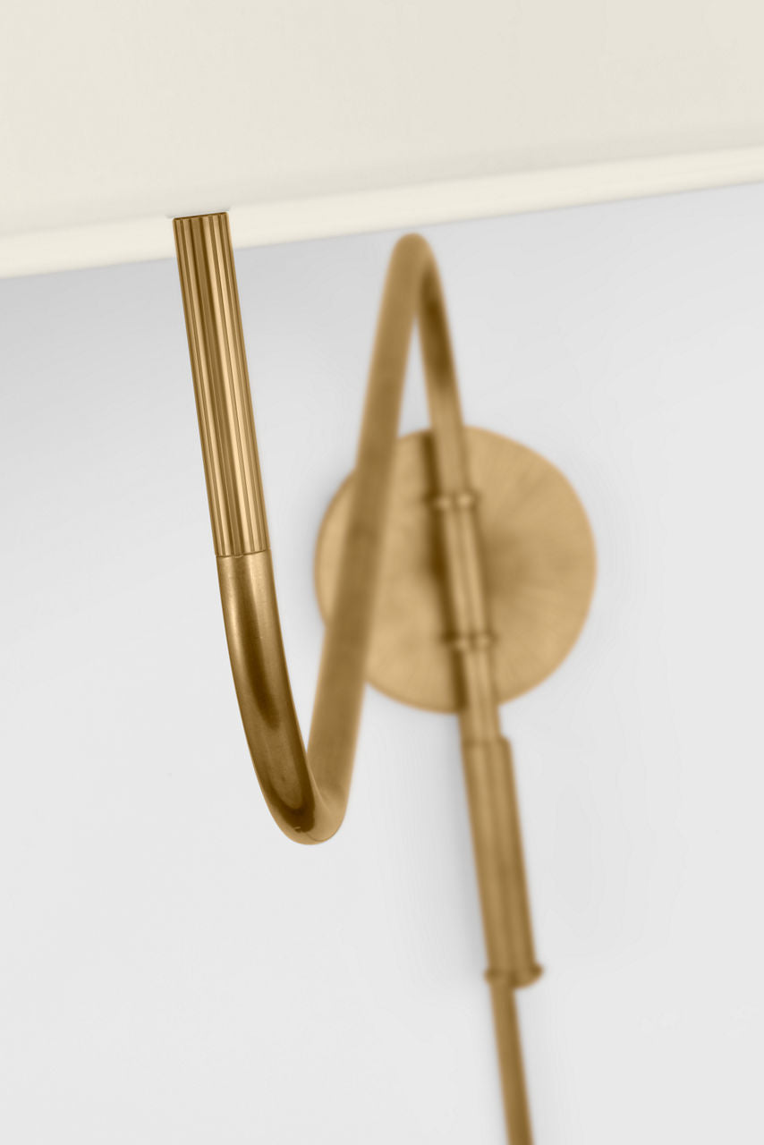 Canto Grande Swinging Wall Light | Hand-Rubbed Antique Brass | Linen Shade