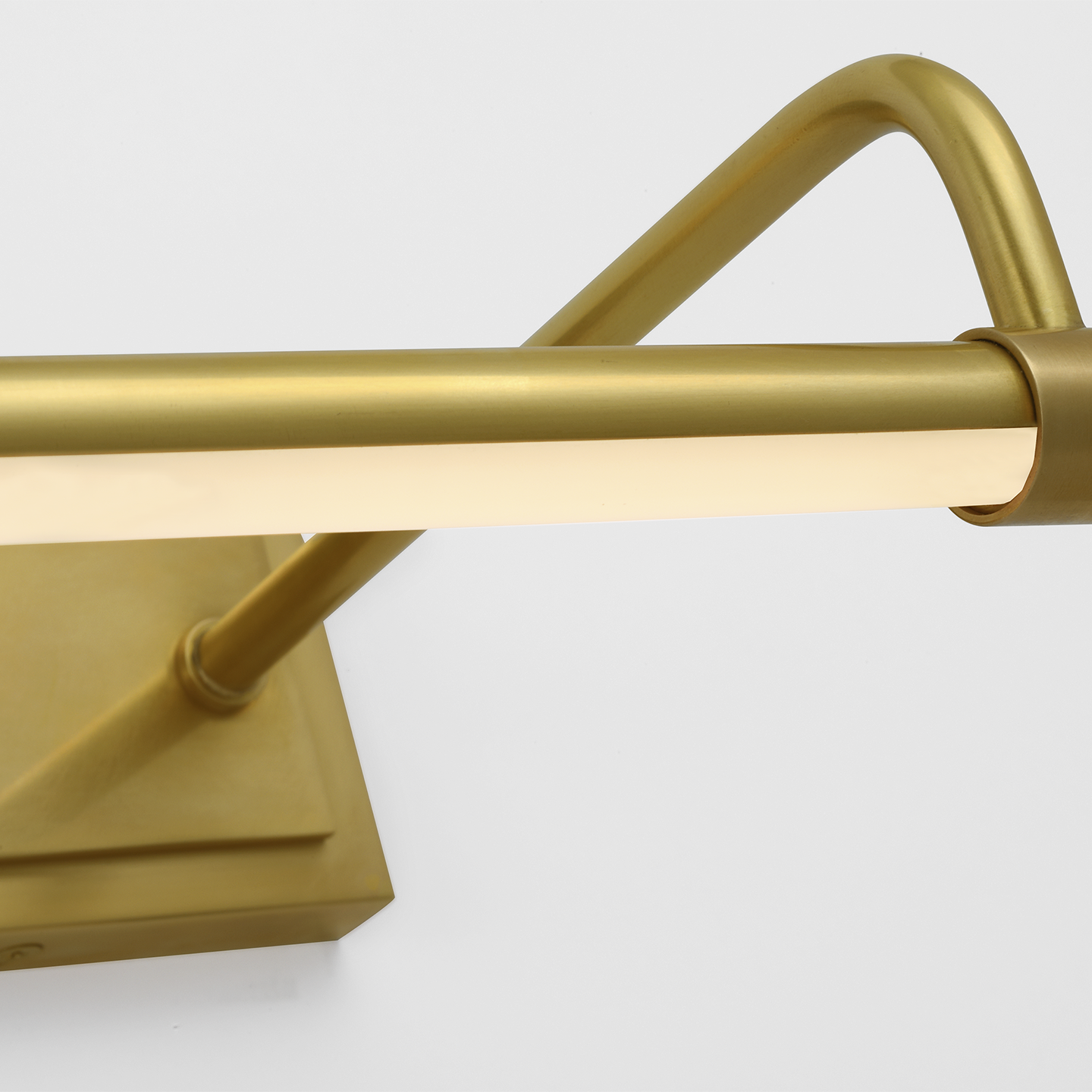 Kidd 24" Hardwired Picture Light | Hand-Rubbed Antique Brass