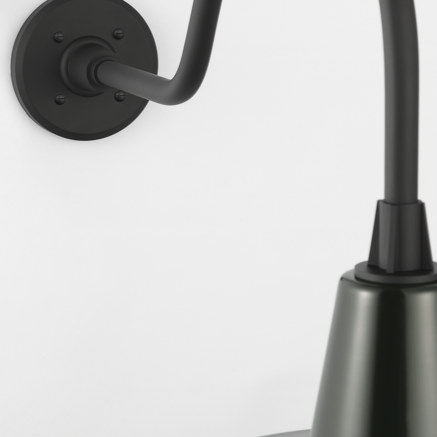 Academy 23" Flynn Barn Light | Matte Black | 16 | 16" Green Bowers Shade