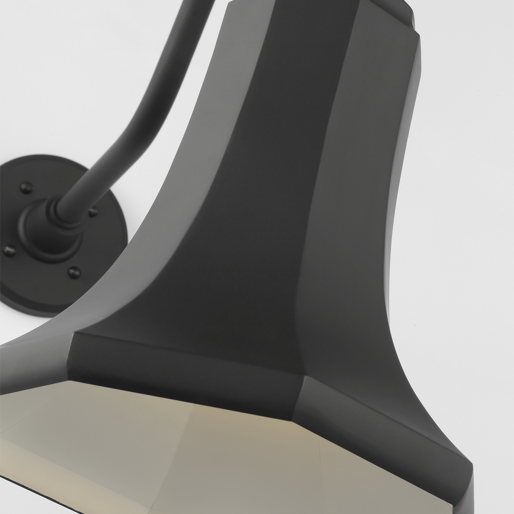 Academy 23" Flynn Barn Light | Matte Black | 9.25 | 9.25" Matte Black Savannah Shade