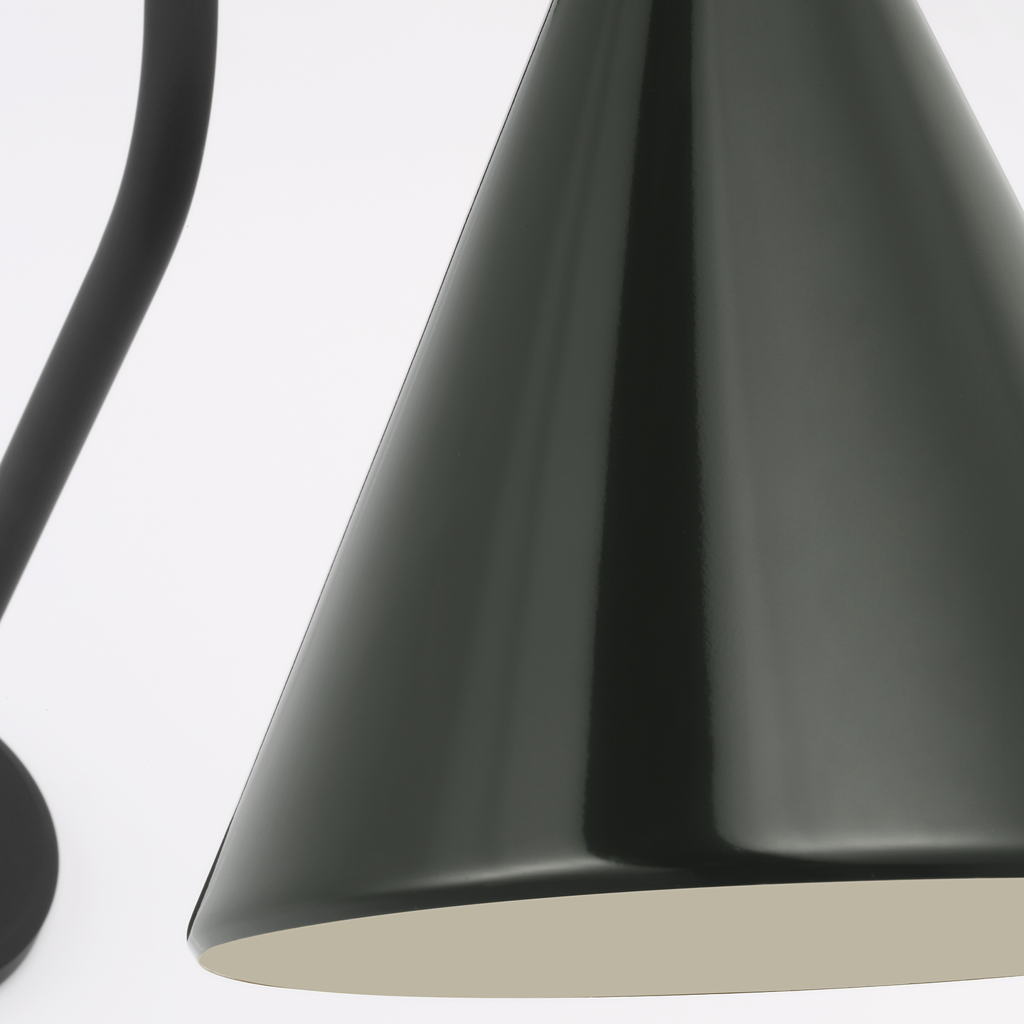Academy 26" Angled Flynn Barn Light | Matte Black | 9 | 9" Green Conical Savannah Shade