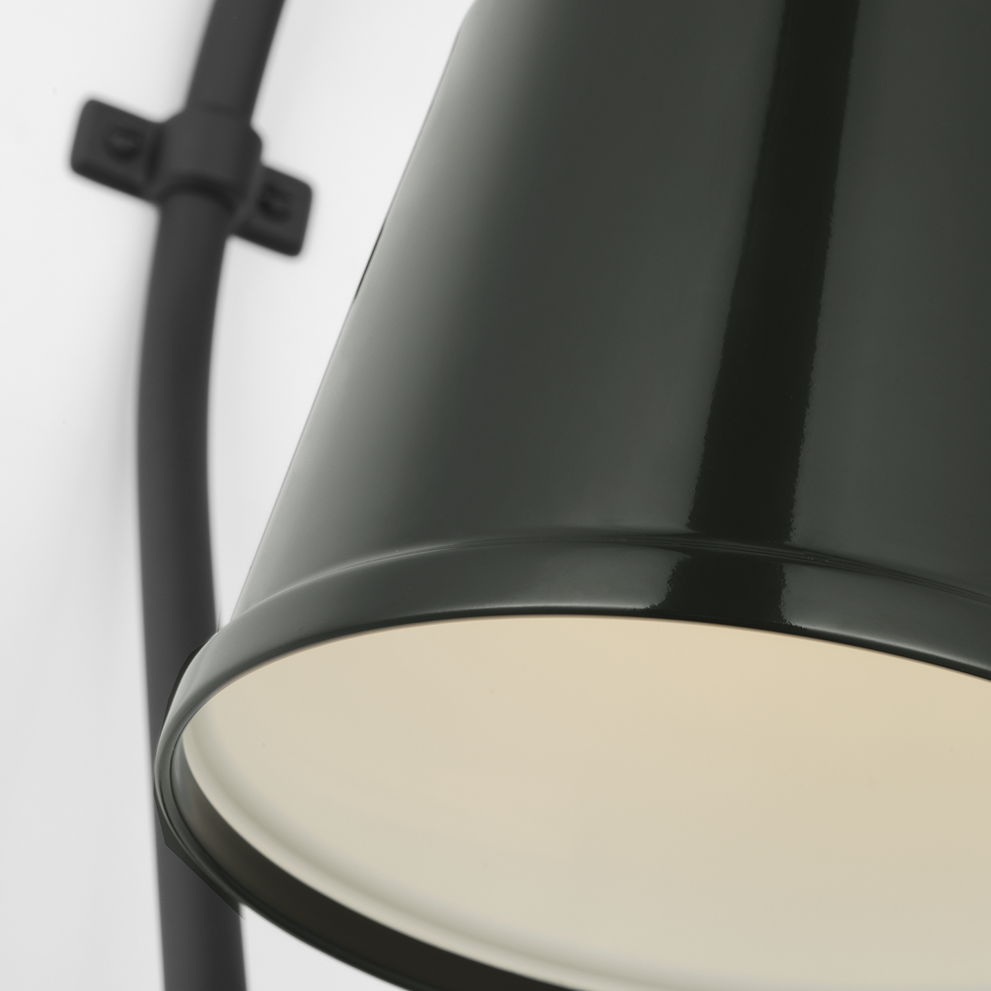 Academy 15" Larrabee Barn Light | Matte Black | 8 | 8" Green Rockhouse Shade