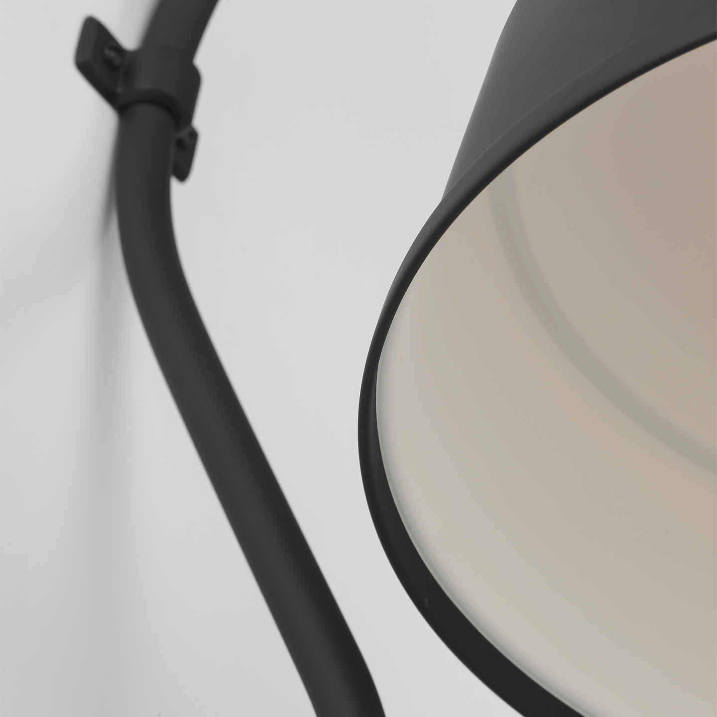 Academy 15" Larrabee Barn Light | Matte Black | 16 | 16" Matte Black Rockhouse Shade