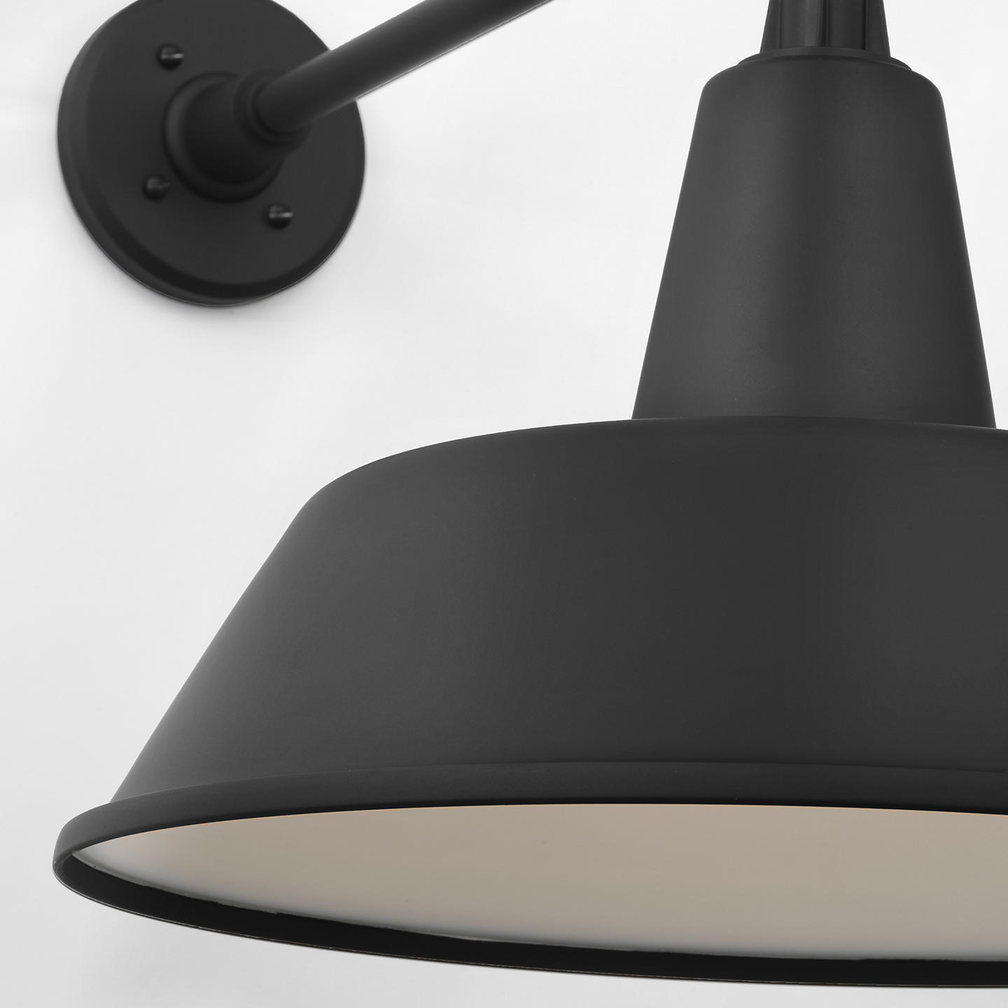 Academy 17.5" Mack Barn Light | Matte Black | 16 | 16" Matte Black Bowers Shade