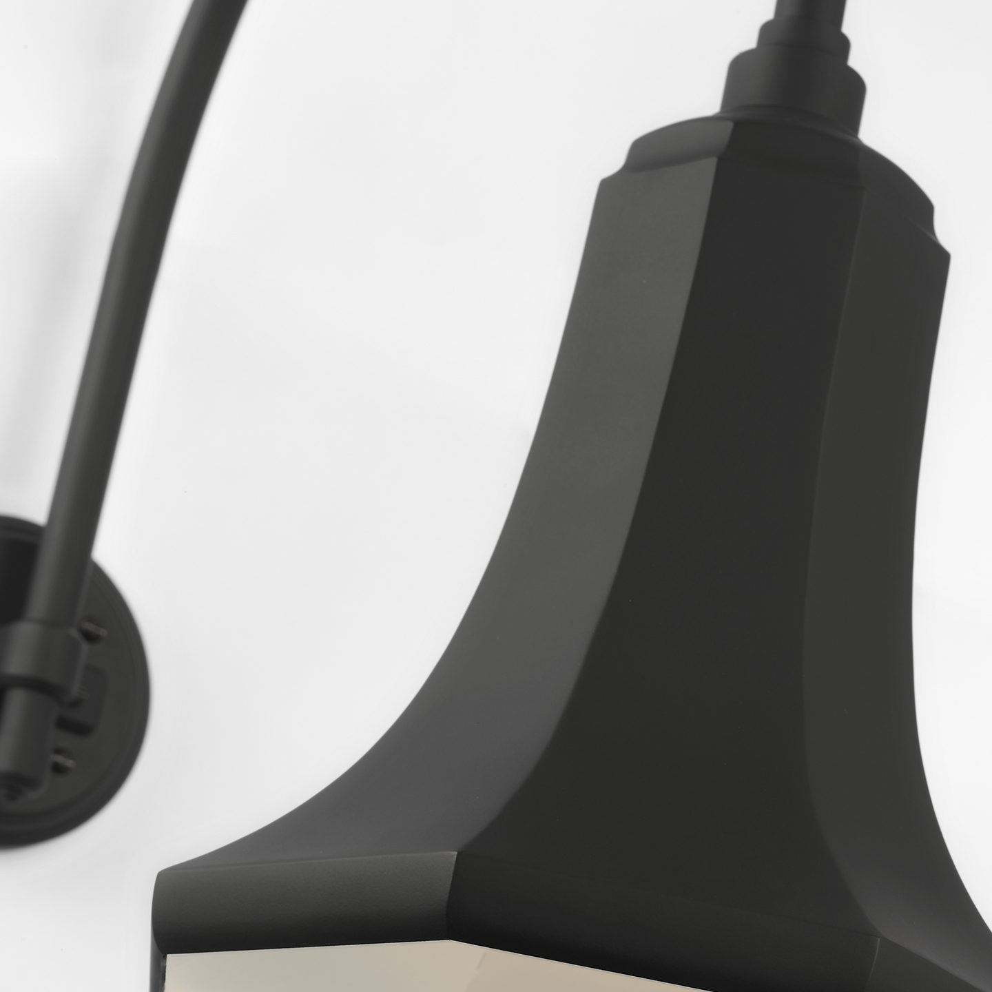 Academy 19.5" Arched Mack Barn Light | Matte Black | 9.25 | 9.25" Matte Black Savannah Shade