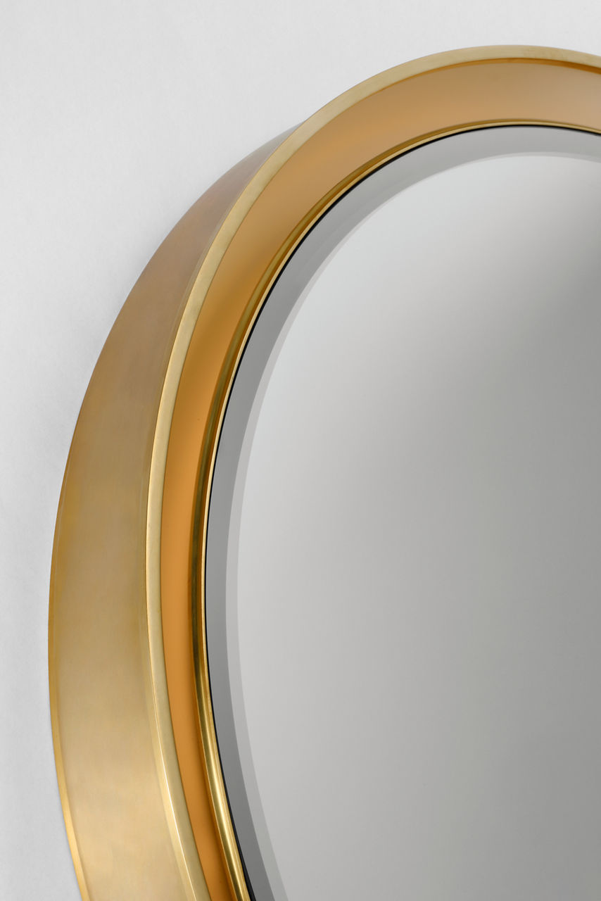 Tricia 30" Illuminated Round Mirror | Hand-Rubbed Antique Brass