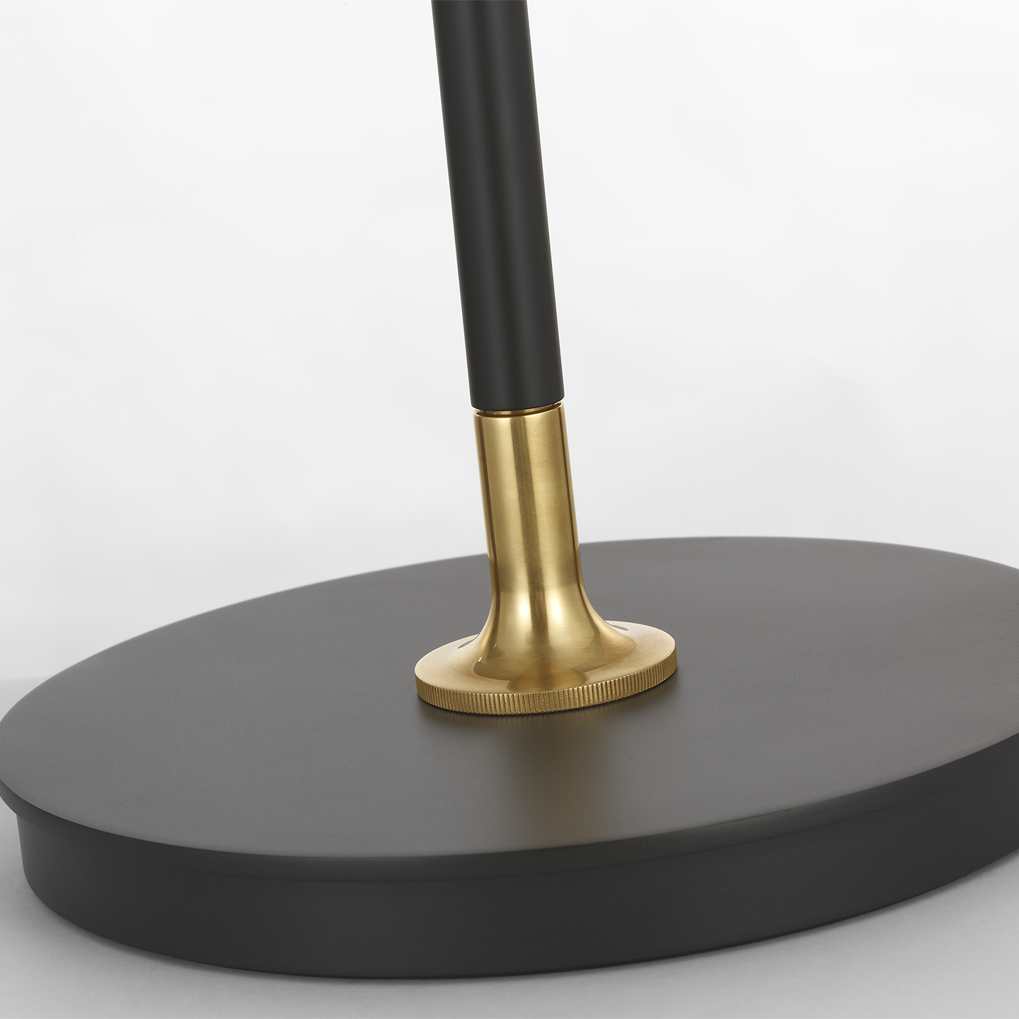 Oso 25" Arc Table Lamp | Modern Iron and Hand-Rubbed Antique Brass | Modern Iron Shade