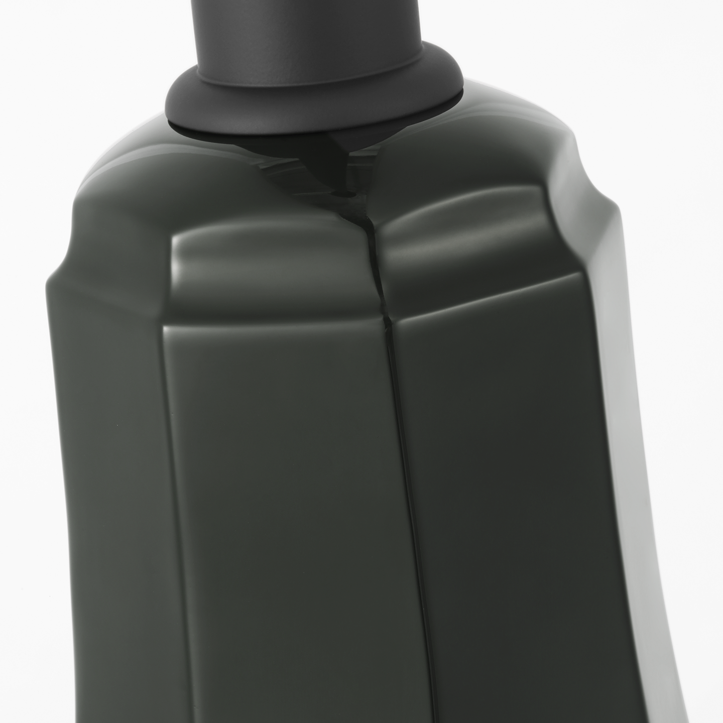 Academy Pendant | Matte Black | 9.25" Green Savannah Shade