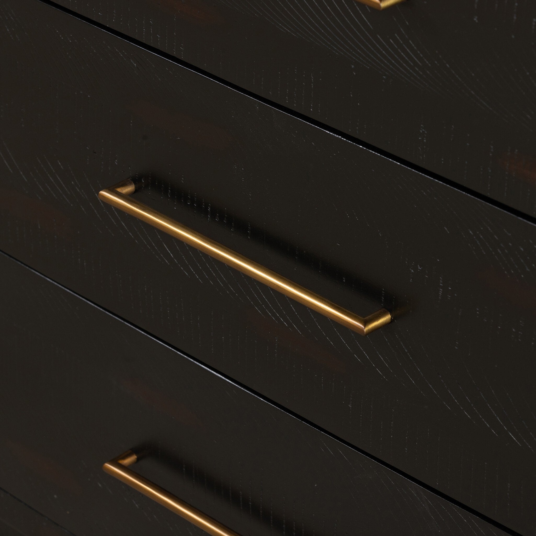 Suki 9 Drawer Dresser - Burnished Black