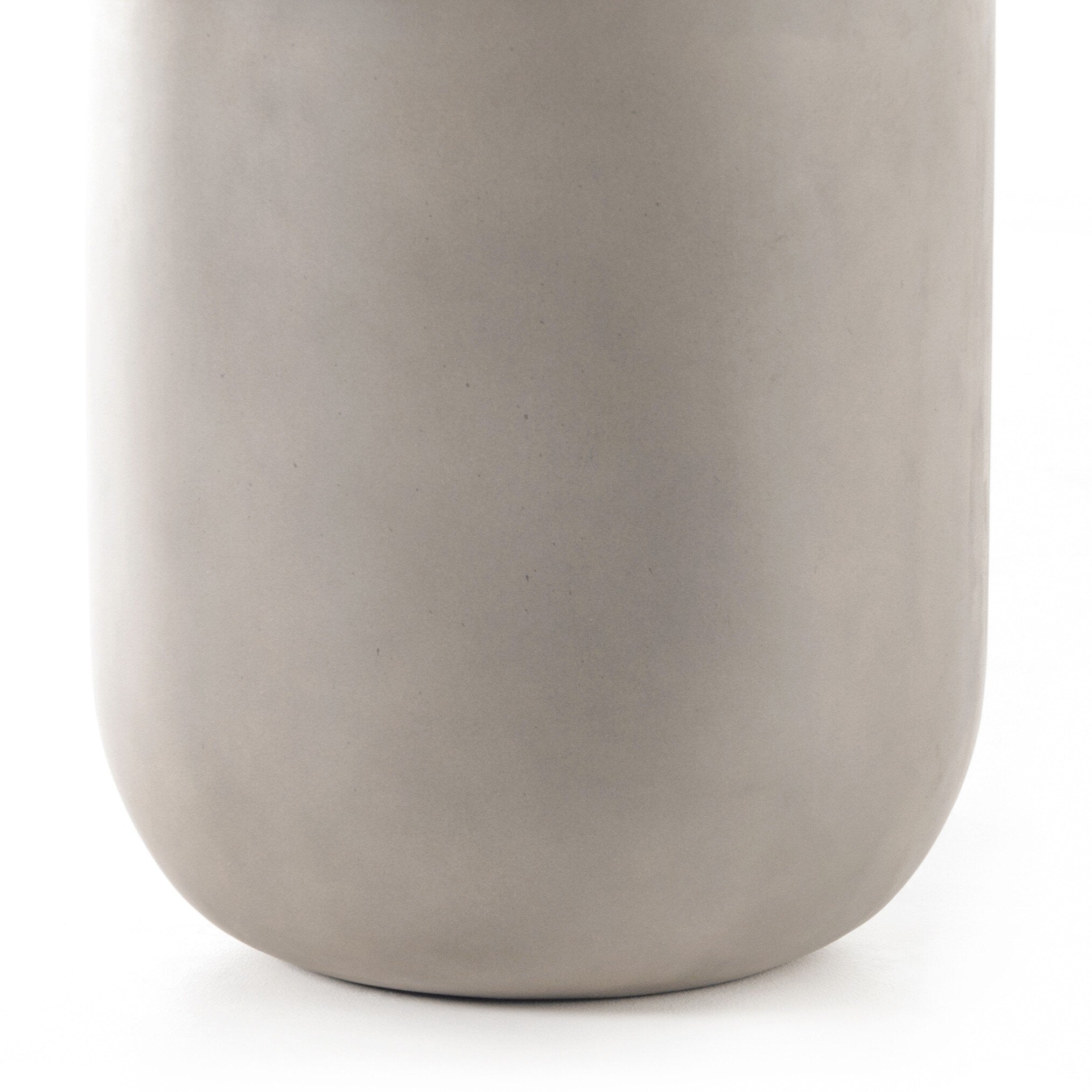 Ivan Round Planter - Grey Concrete