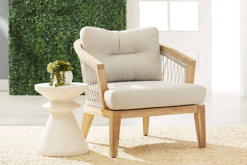Web Outdoor Club Chair