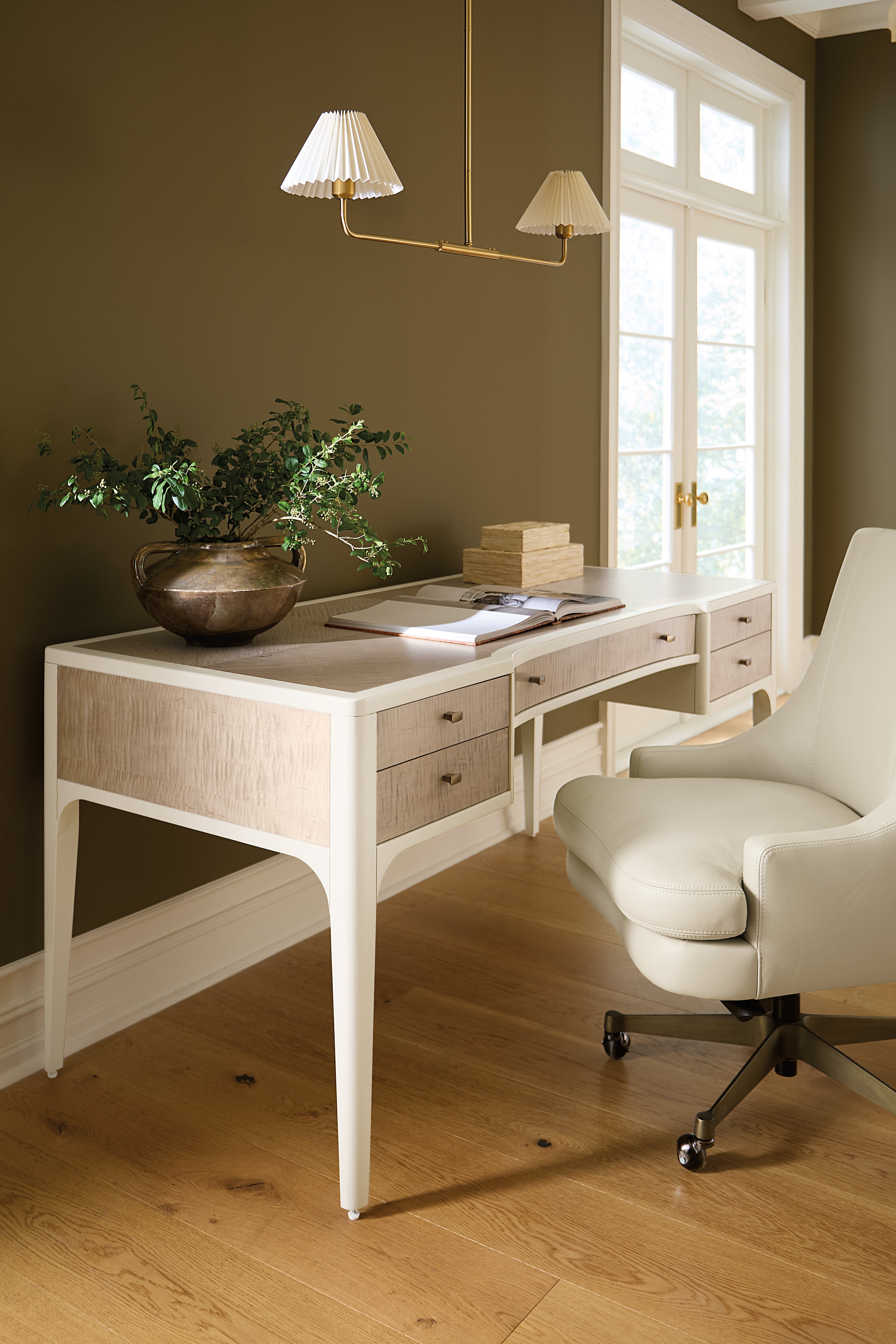 Paula Executive Swivel Tilt Chair