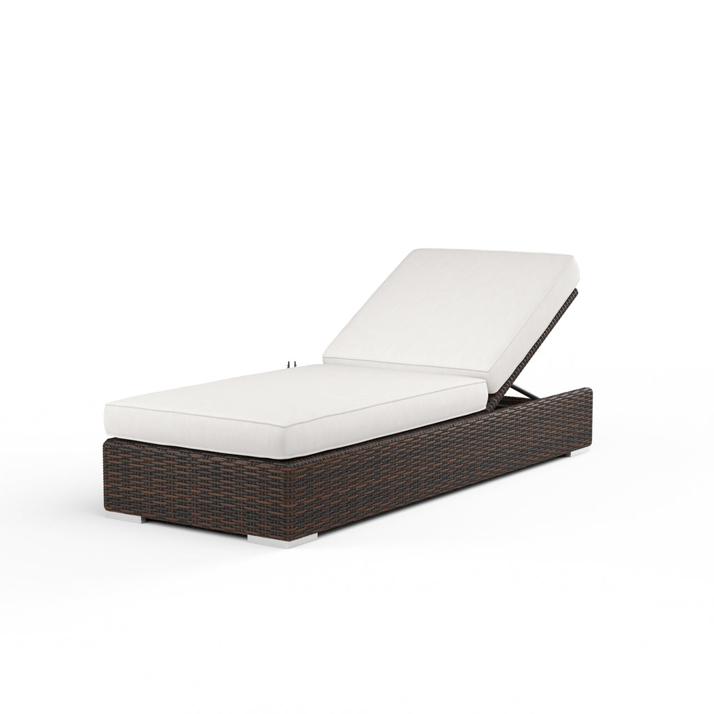Montecito Adjustable Chaise in Canvas Flax w/ Self Welt