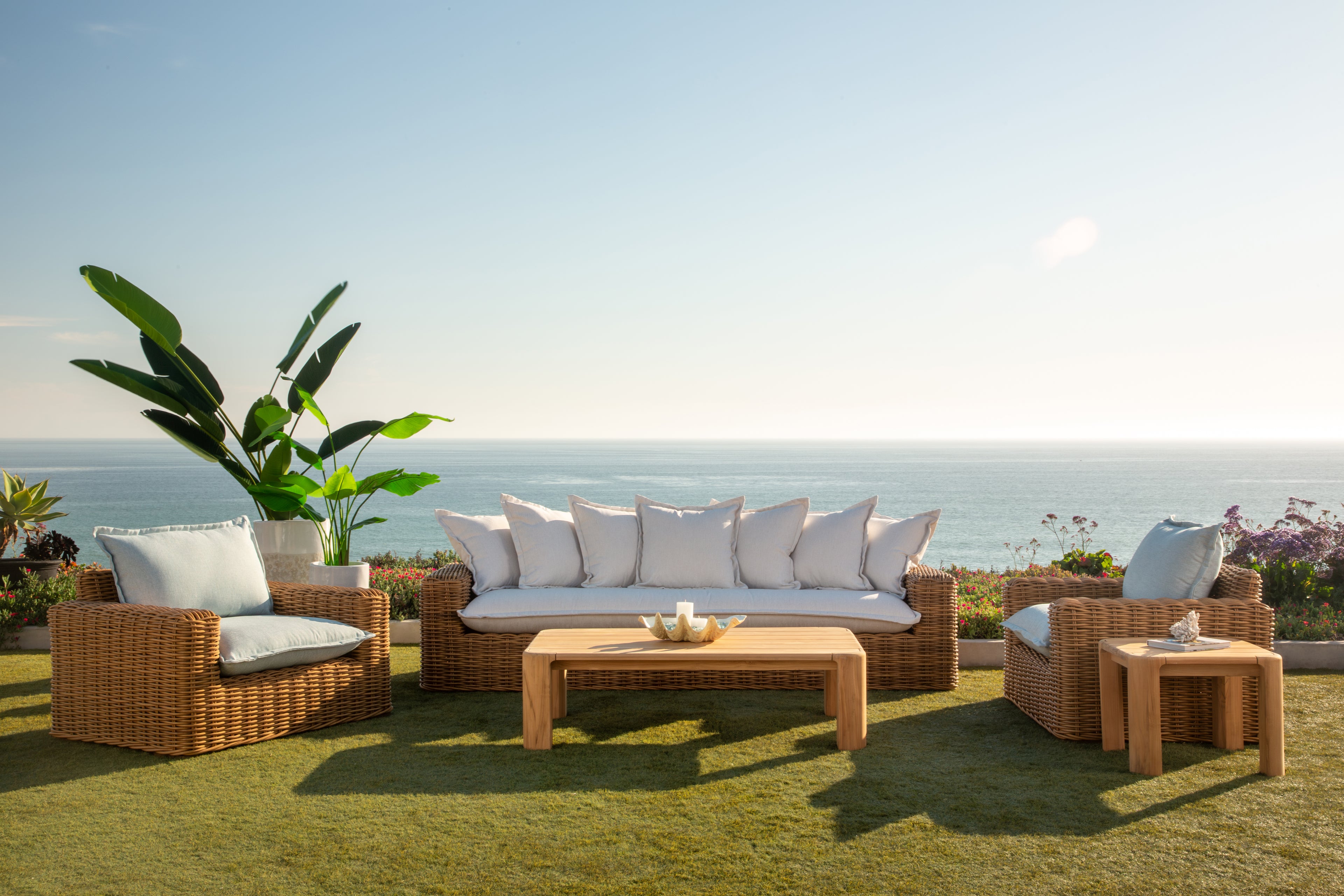 Playa Sofa in Soothe Pearl w/ Flange Welt