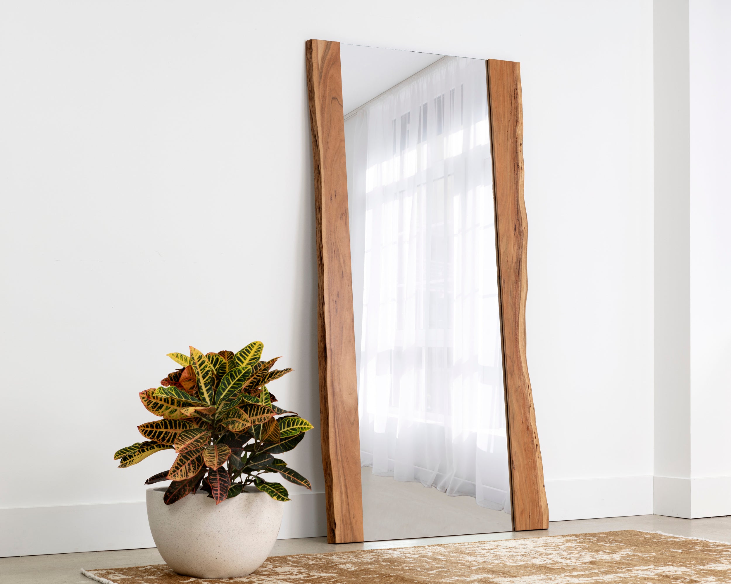 Fontana Floor Mirror - Natural