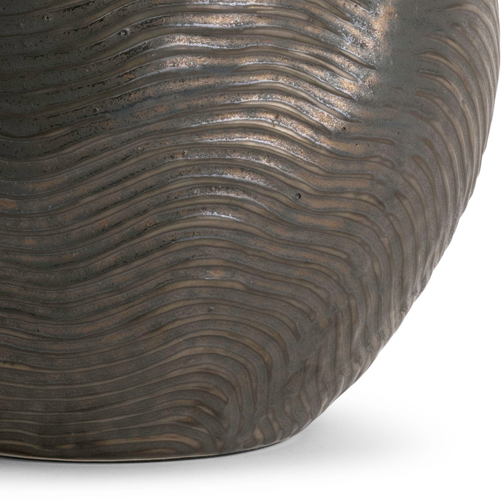 Colin Vase
