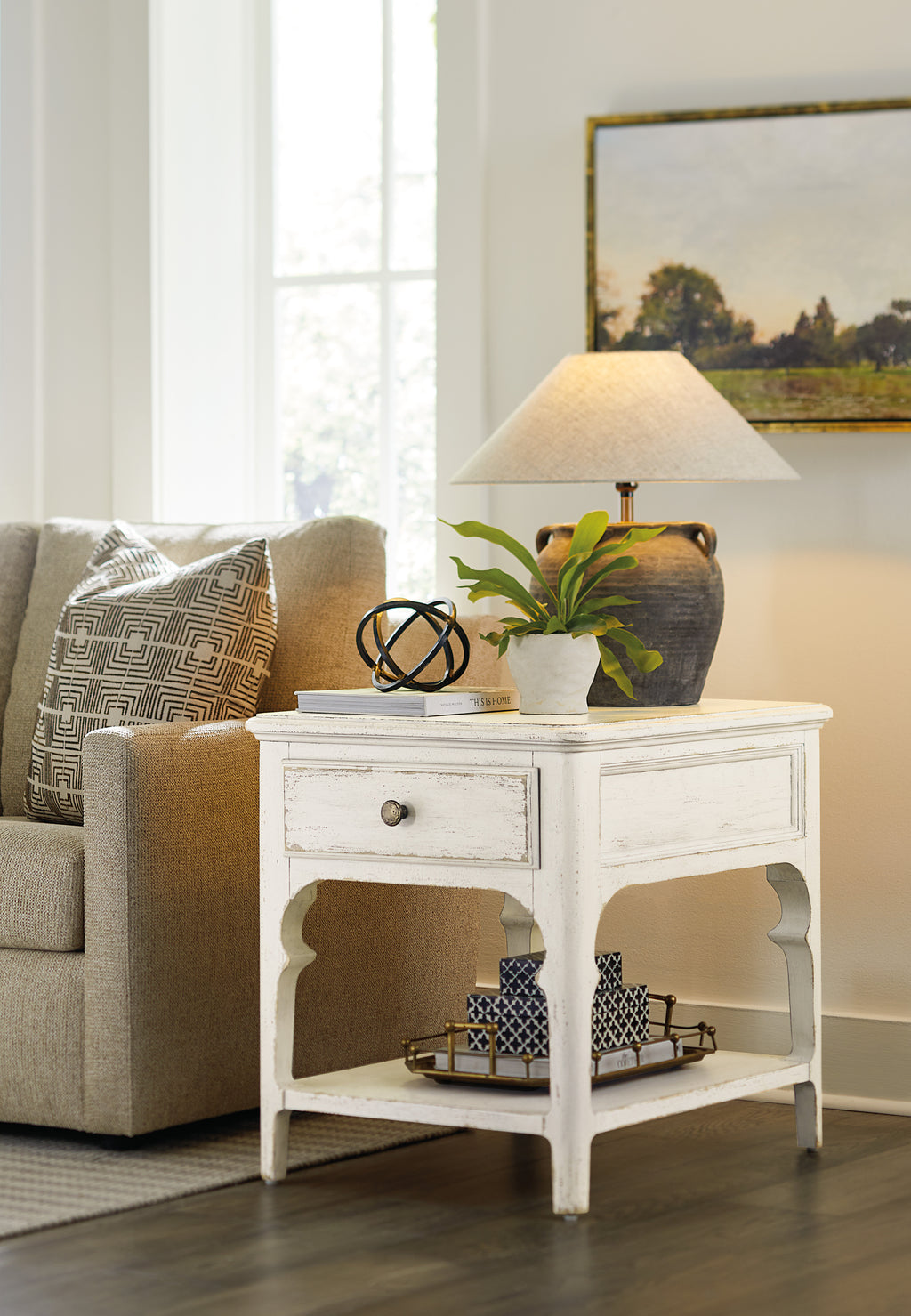 Americana End Table | Cathedral Oak Veneers