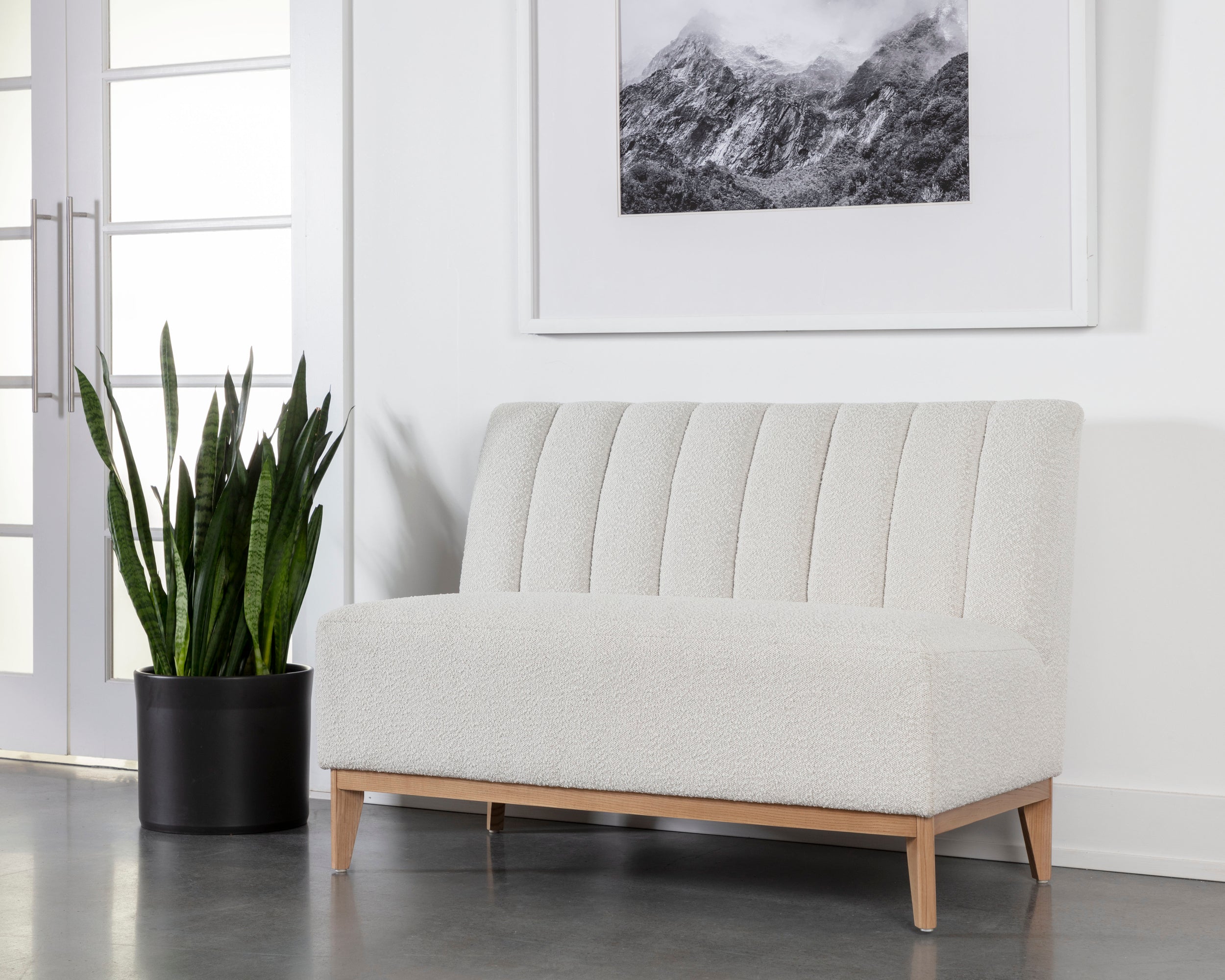 Kosovo Banquette - Natural - Copenhagen White