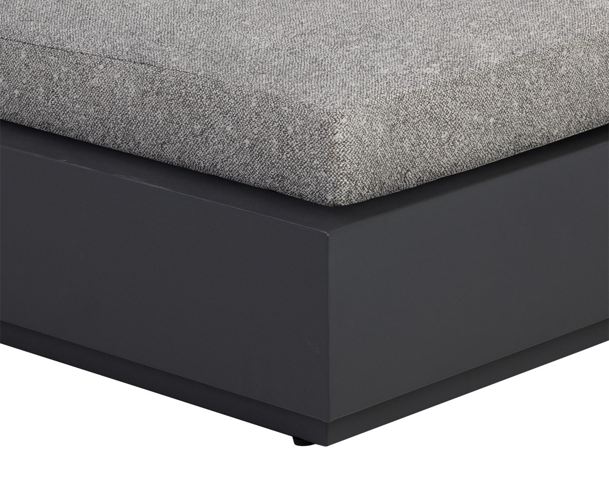 Tavira Lounger - Charcoal - Lanikai Salt And Pepper