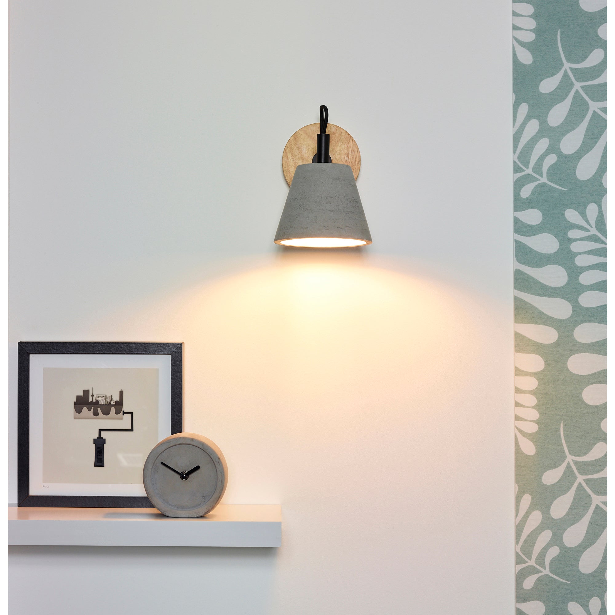 Turtle Bay Sconce