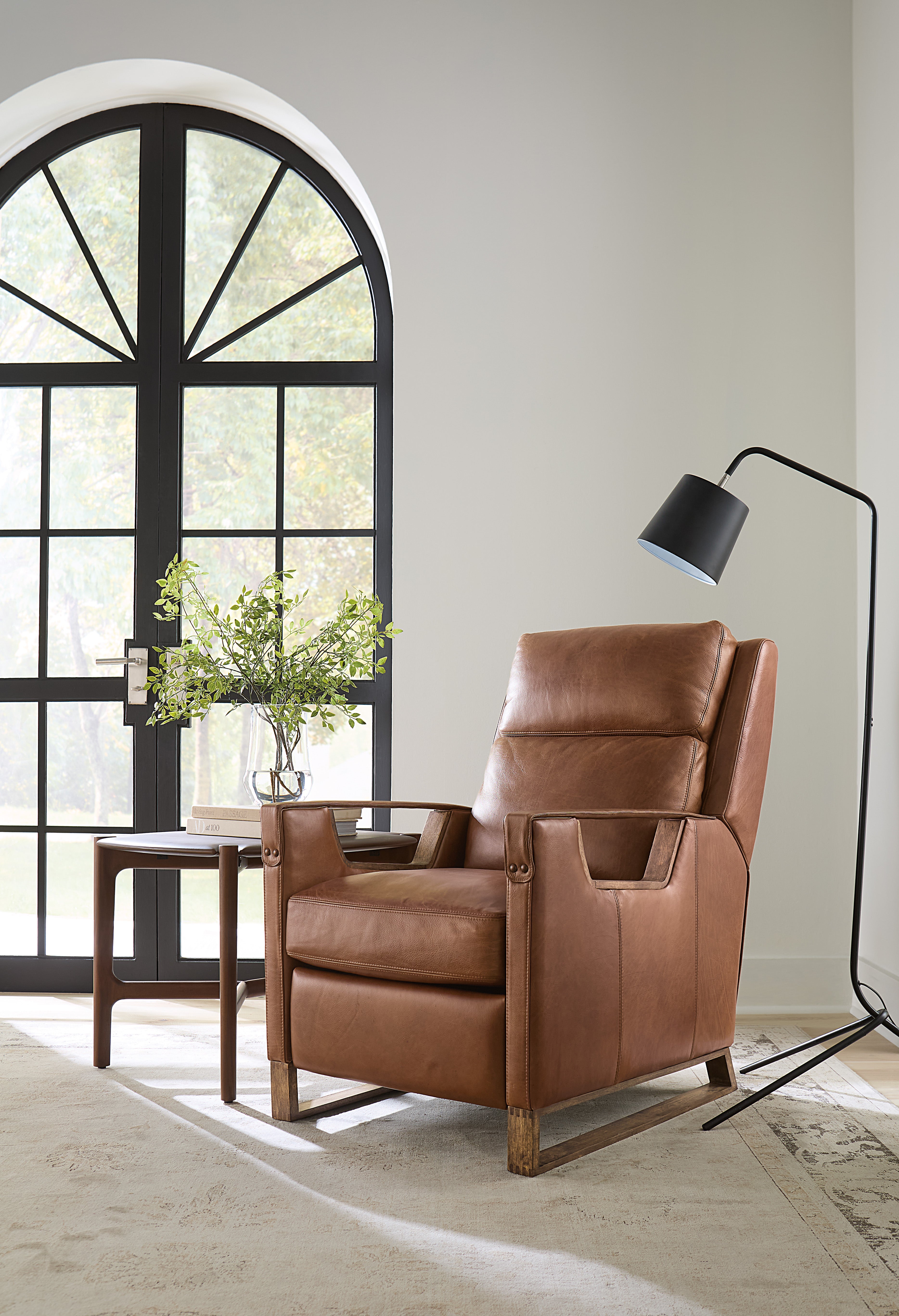 Relic Power Recliner w/Power Headrest | Brown