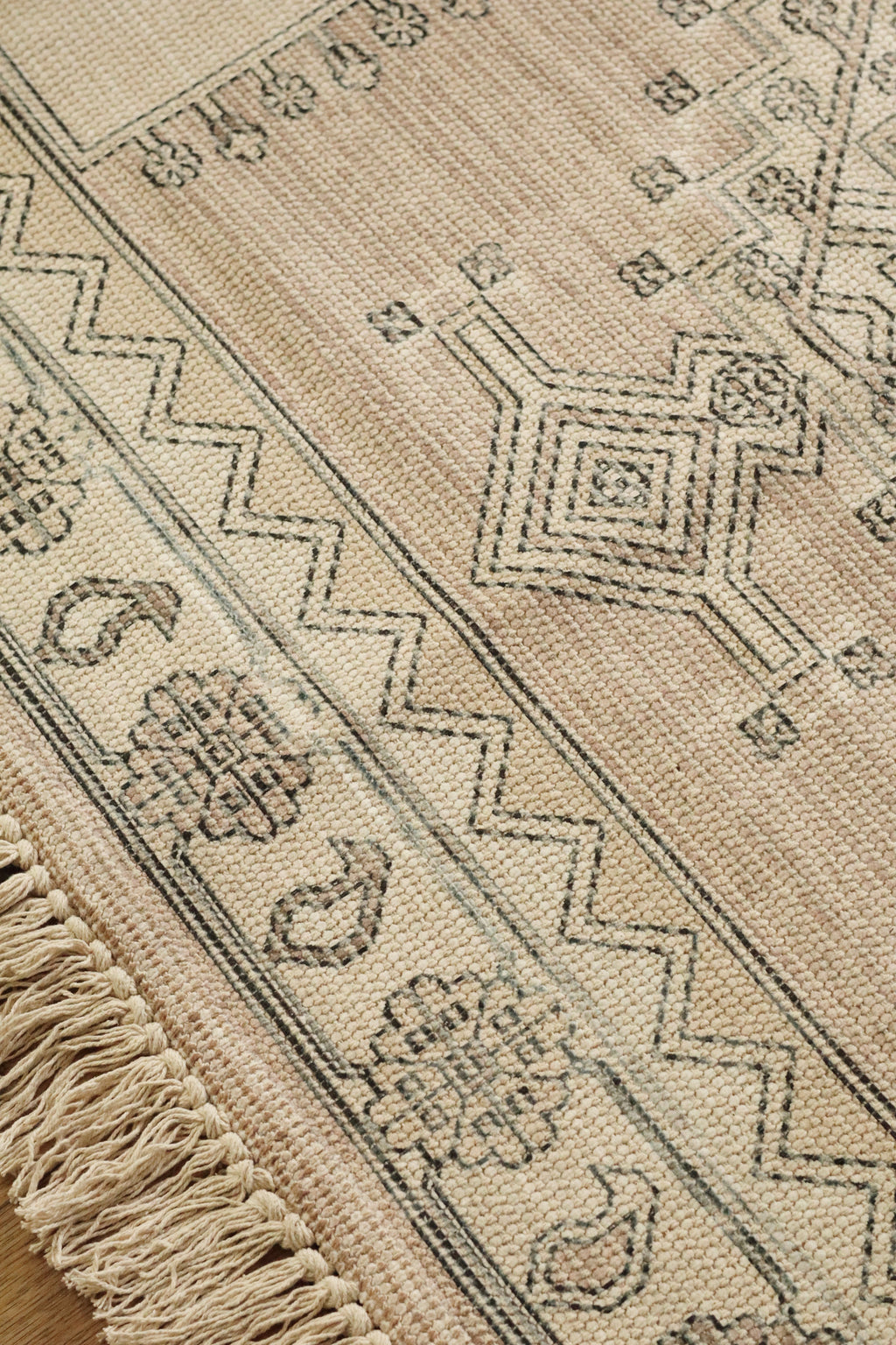 Yasmin Rug - 5x7
