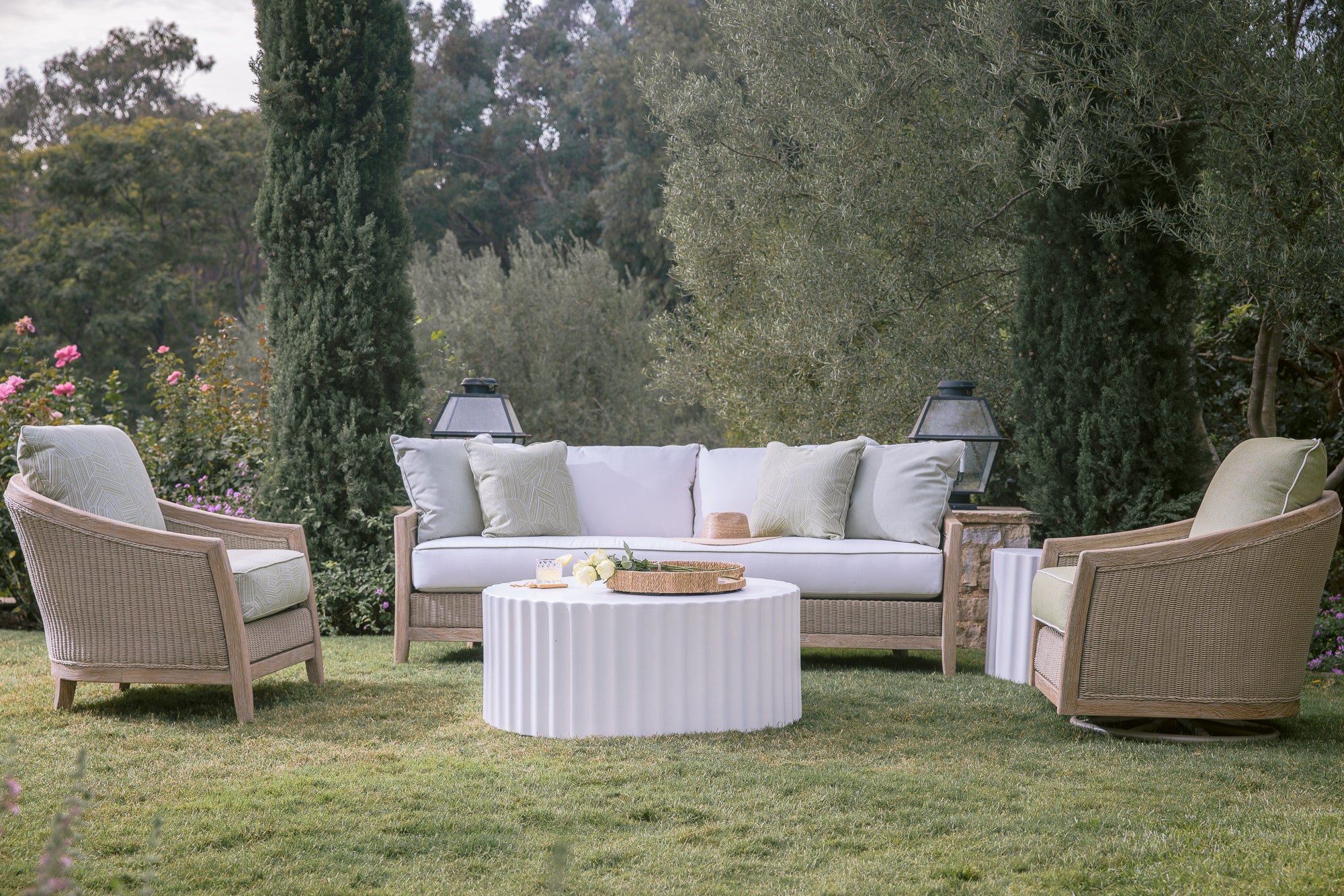 Cambria Swivel Club Chair in Canvas Canvas w/ Self Welt