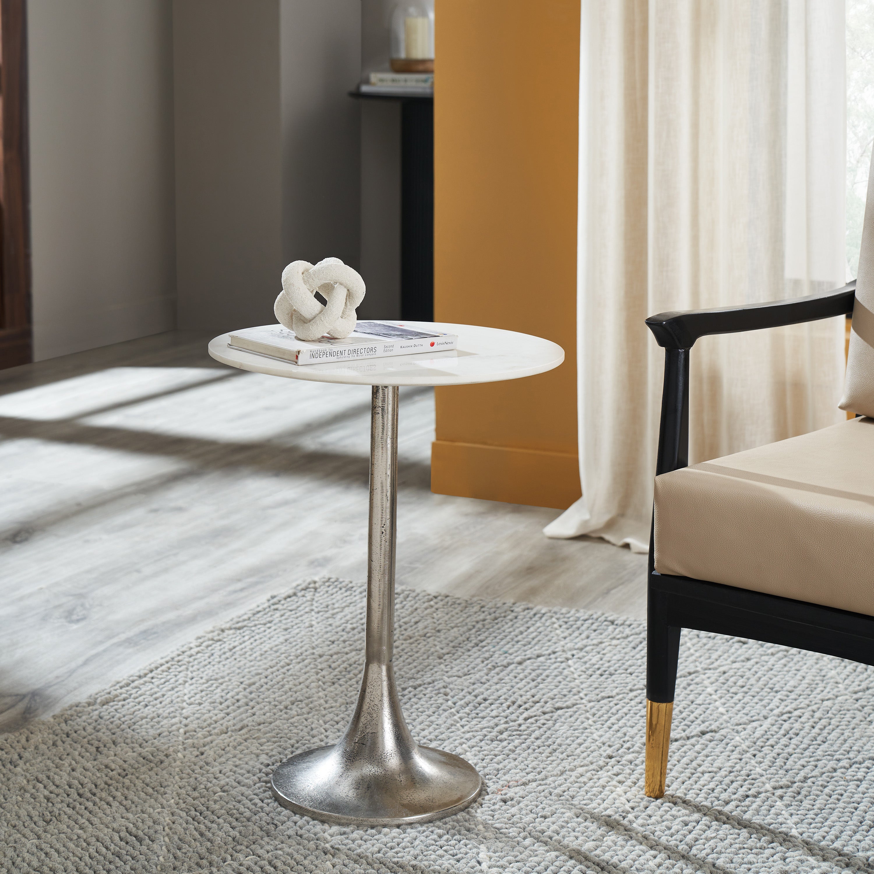 Eloa Table
