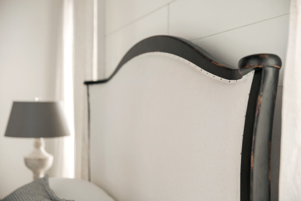 Ciao Bella Queen Upholstered Bed- Black