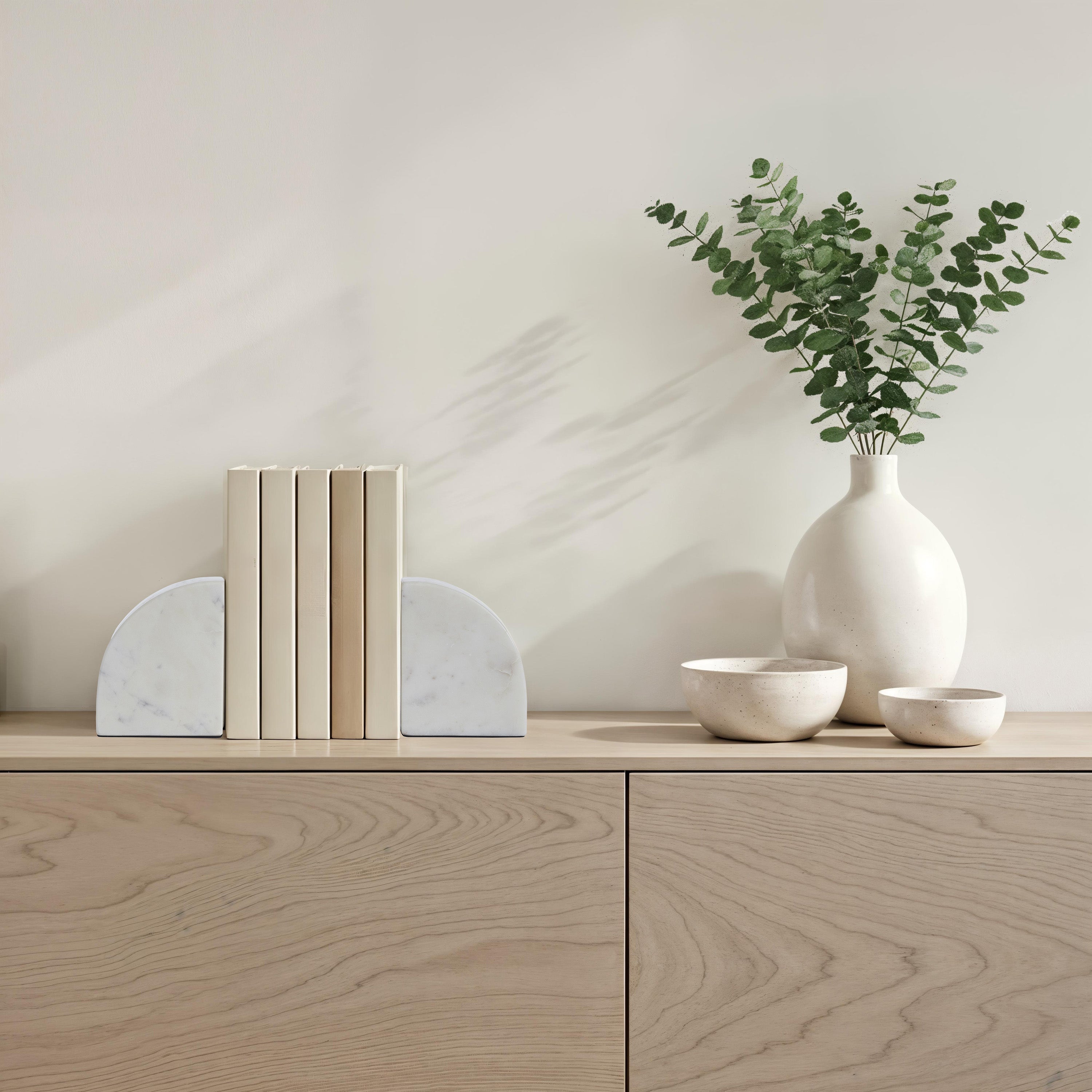Carvella Bookends | Round