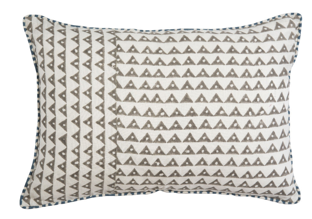 Koyota Ash on White Pillow
