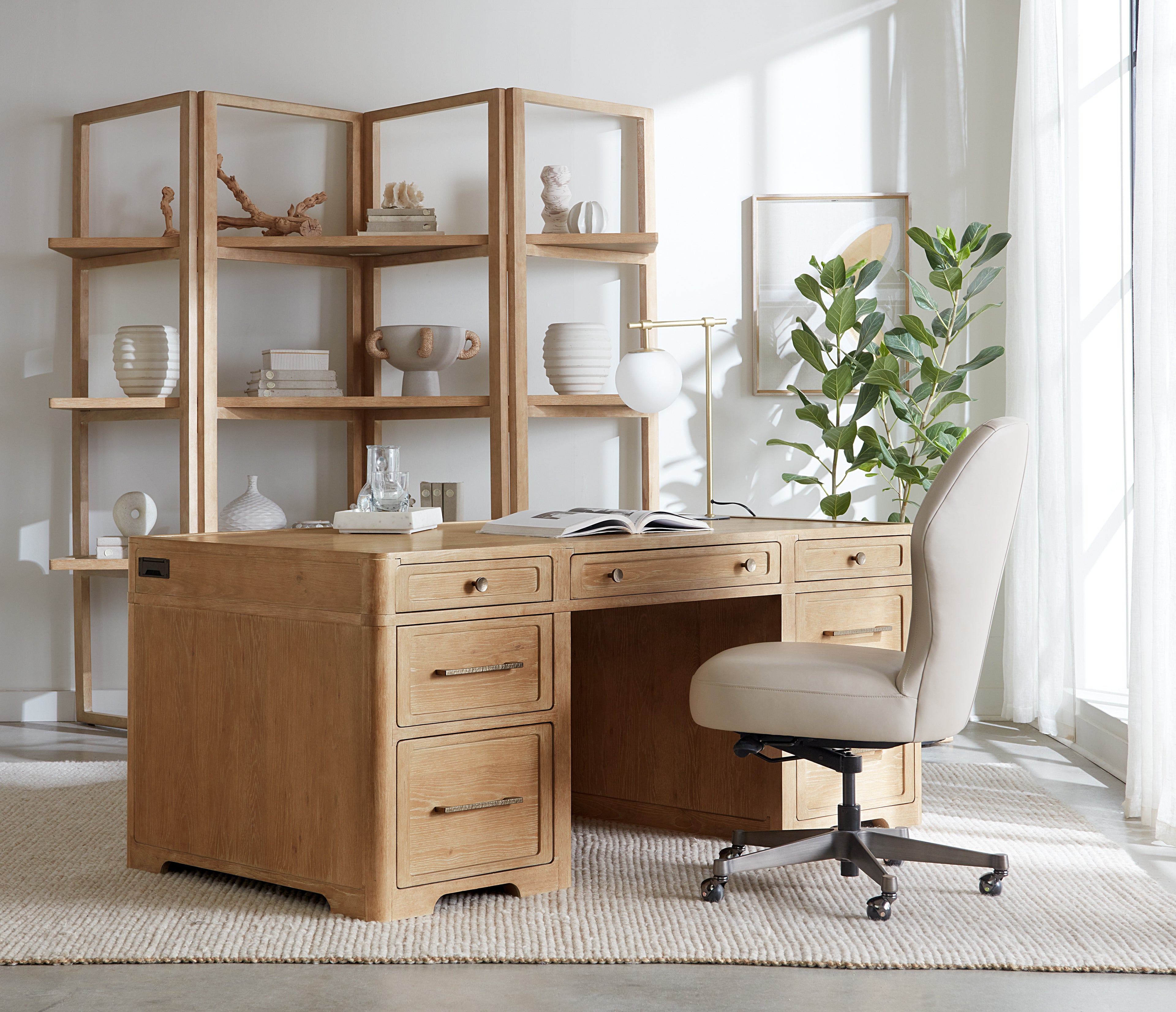 Executive Swivel Tilt Chair | Gunmetal