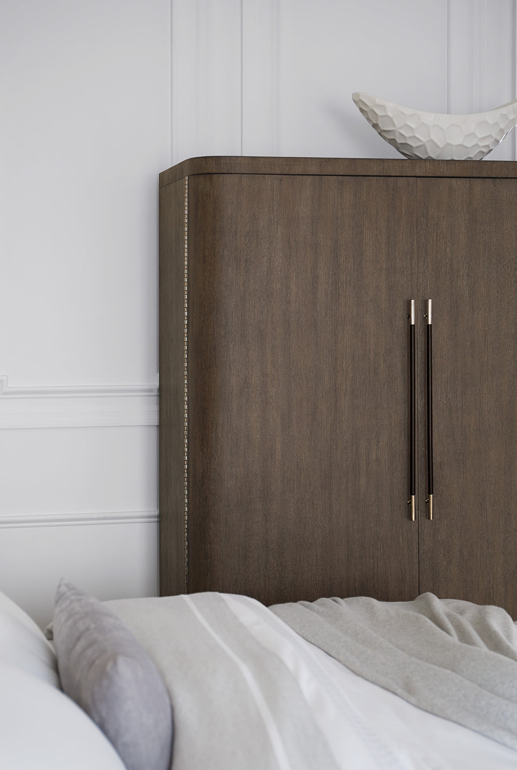 Modern Mood Wardrobe | Mink