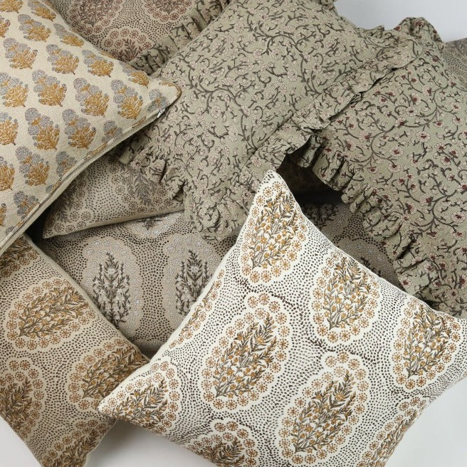 Izna Emerald Pillow