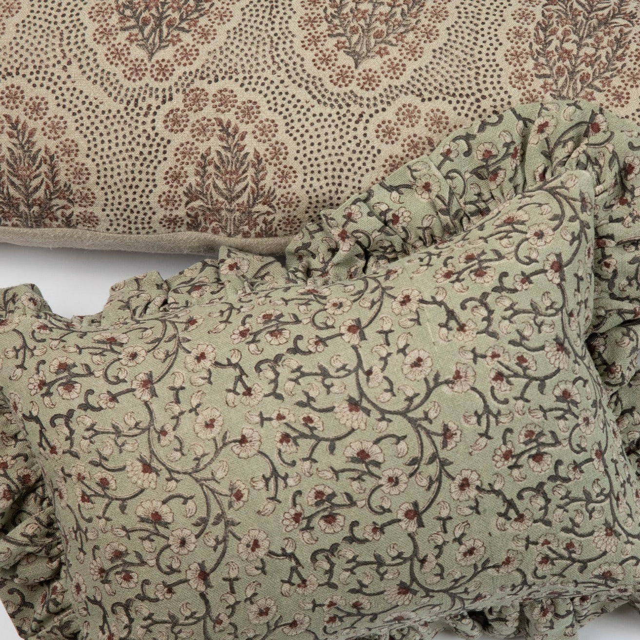 Winfleur Ruby Pillow