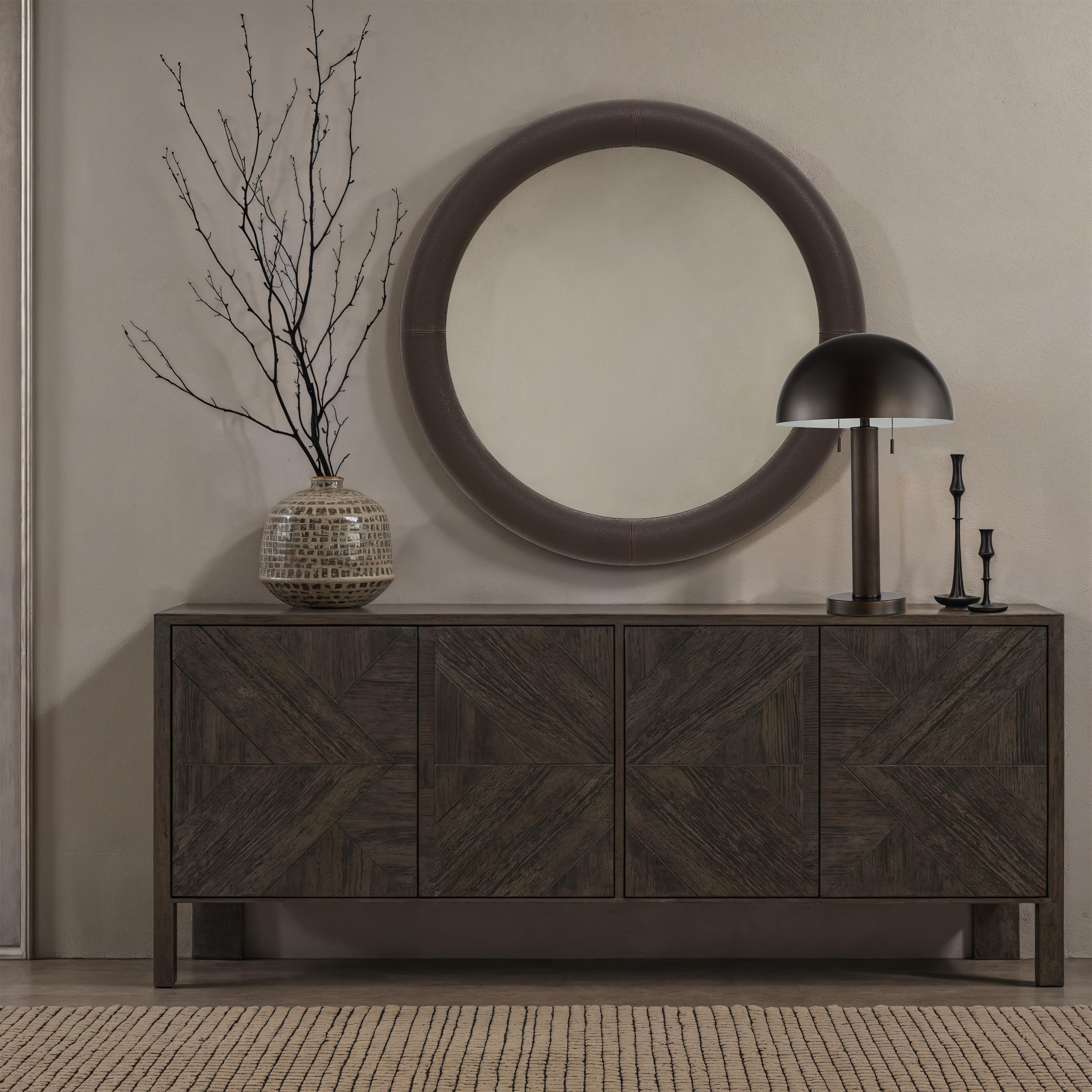 Incanta Table Lamp