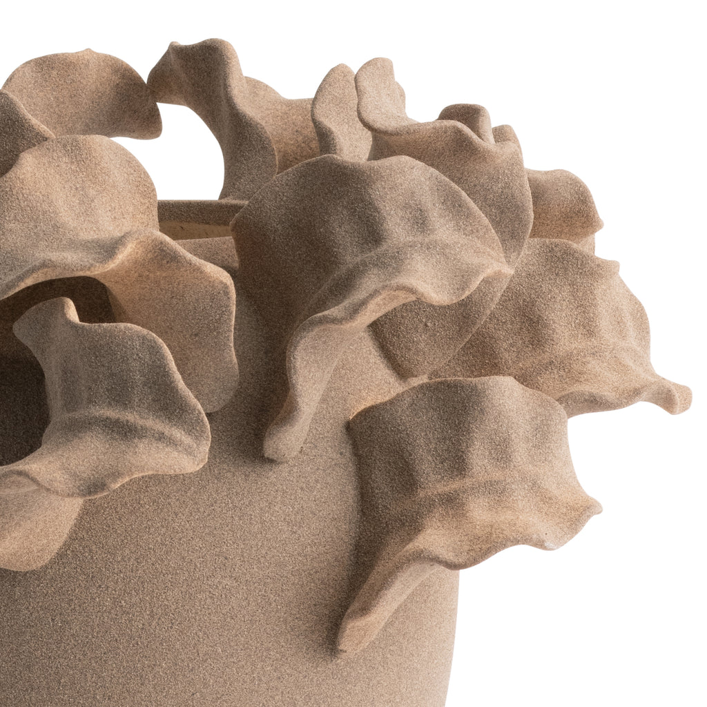 Nico Vase