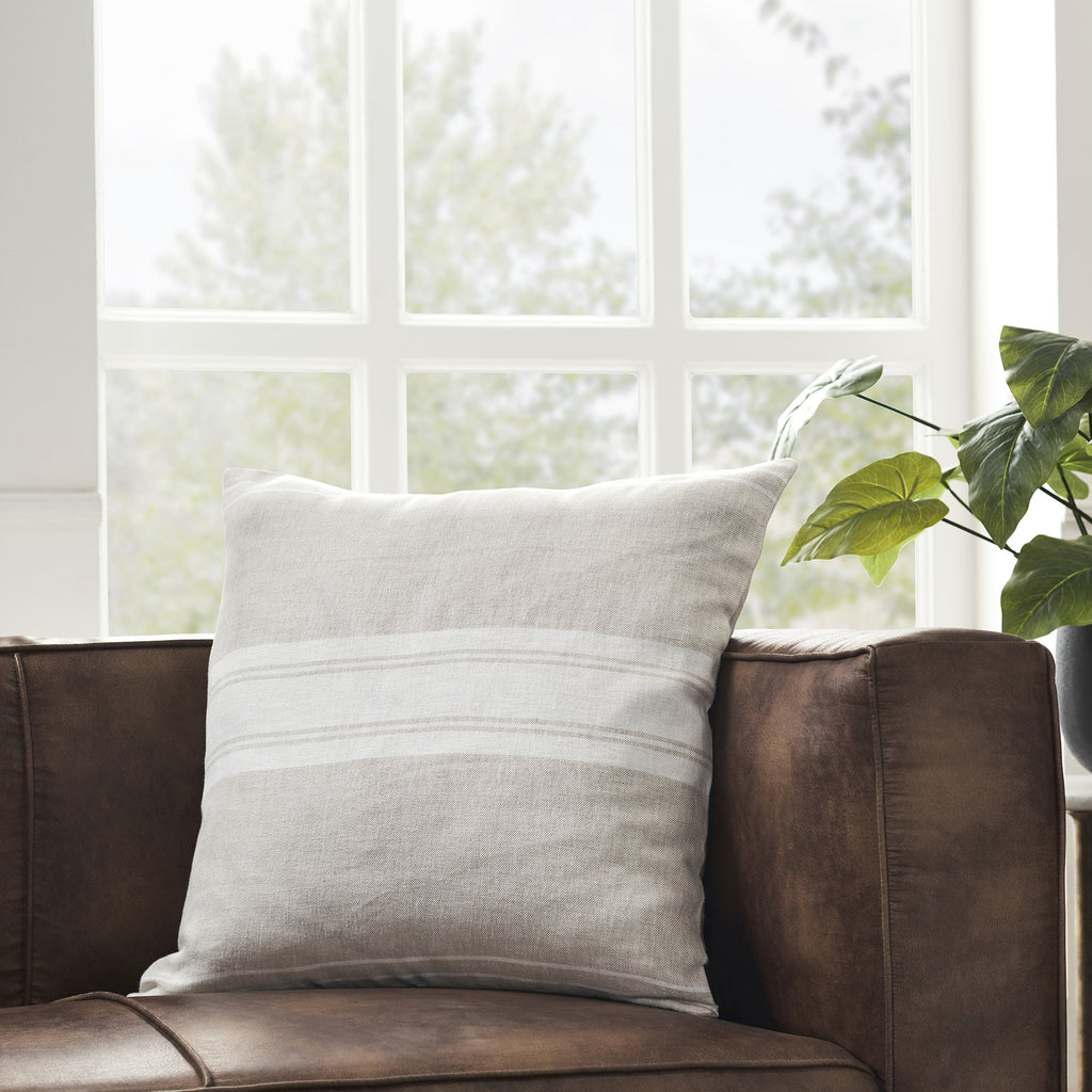 Raelyn Indoor Pillow