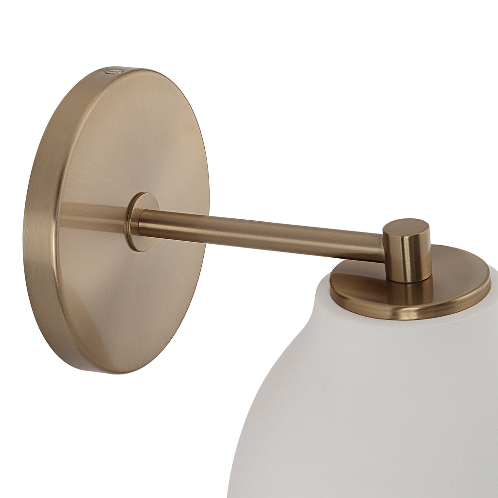 Mazia Sconce