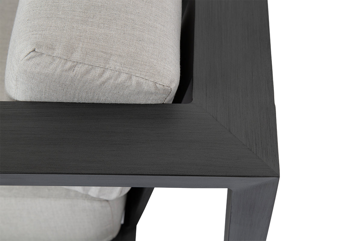 Redondo Sofa in Cast Silver, No Welt