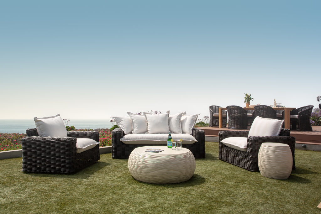 Cabo Oversized Swivel Club Chair in Soothe Pearl w/ Flange Welt