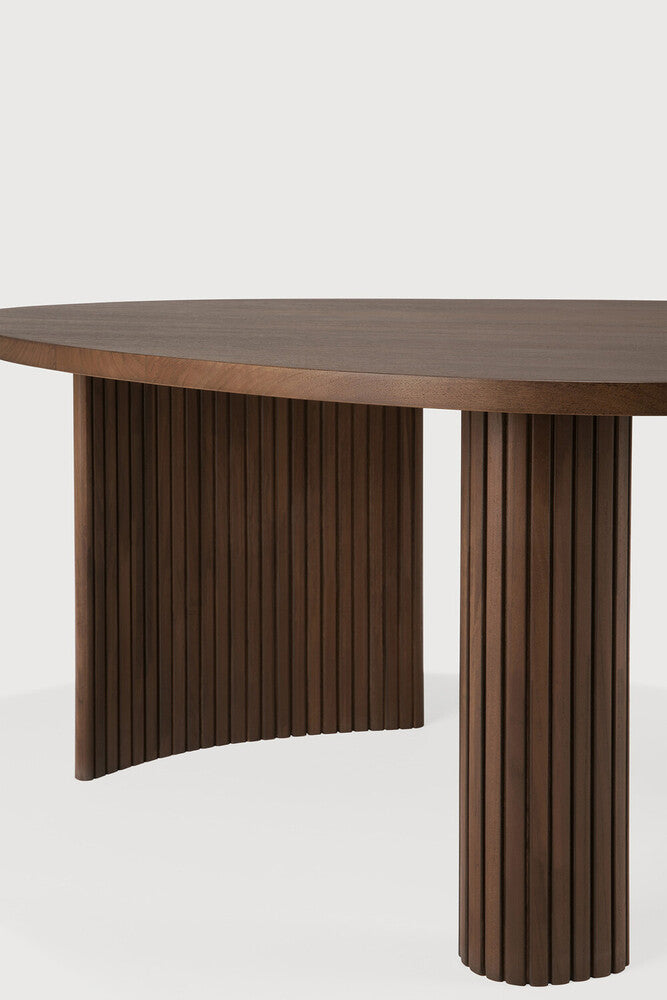 Boomerang Coffee Table | Varnished Teak | Brown | Pebble Shape | 50" X 29"