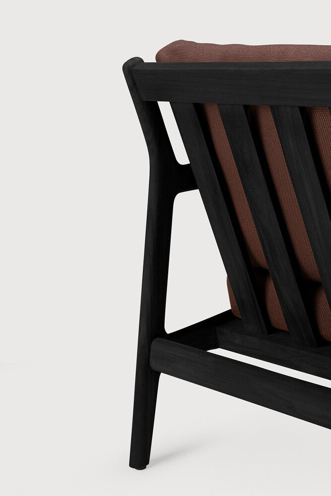 Jack Outdoor Lounge Chair | Varnished Teak | Black | Burgundy Fabric