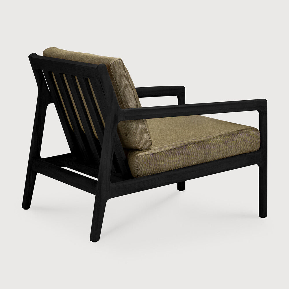 Jack Outdoor Lounge Chair | Varnished Teak | Black | Green Fabric