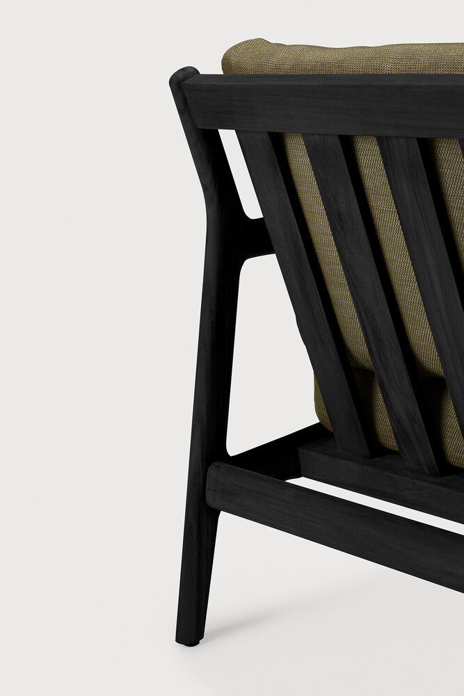 Jack Outdoor Lounge Chair | Varnished Teak | Black | Green Fabric