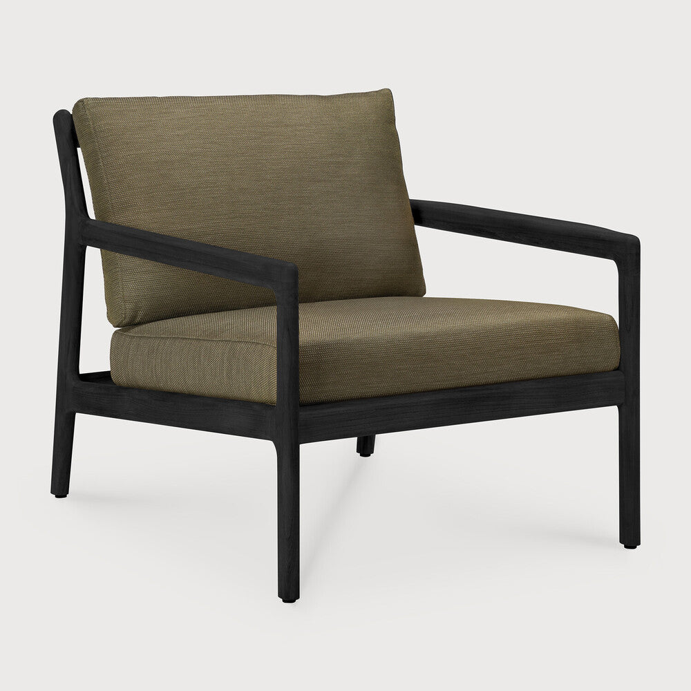 Jack Outdoor Lounge Chair | Varnished Teak | Black | Green Fabric