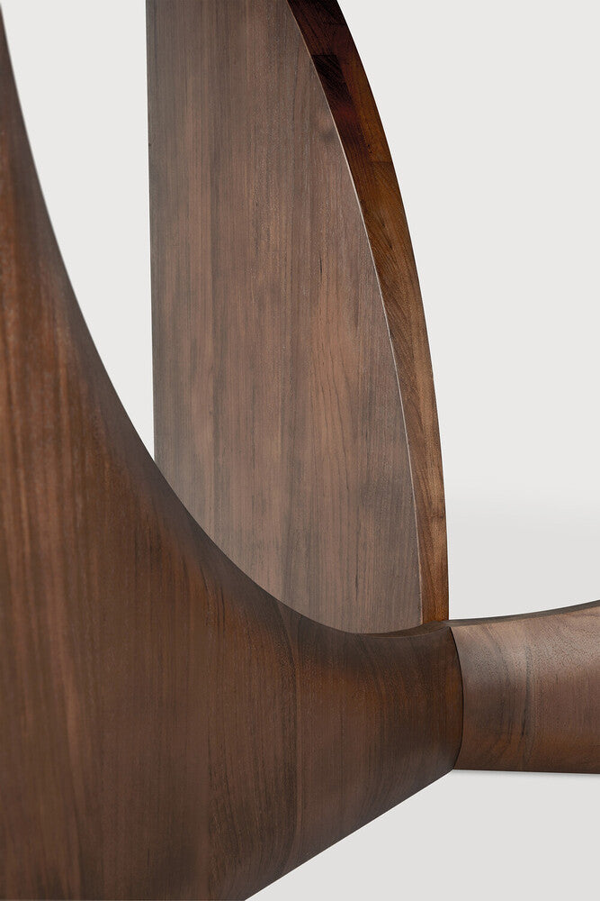 Geometric Dining Table | Varnished Teak | Brown | Round