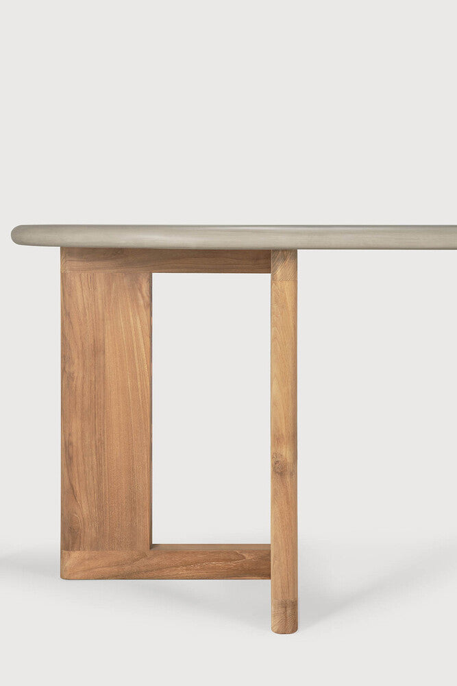 Trestle Outdoor Dining Table | Varnished Concrete Top | Reclaimed Teak Base | Light Grey | Oblong